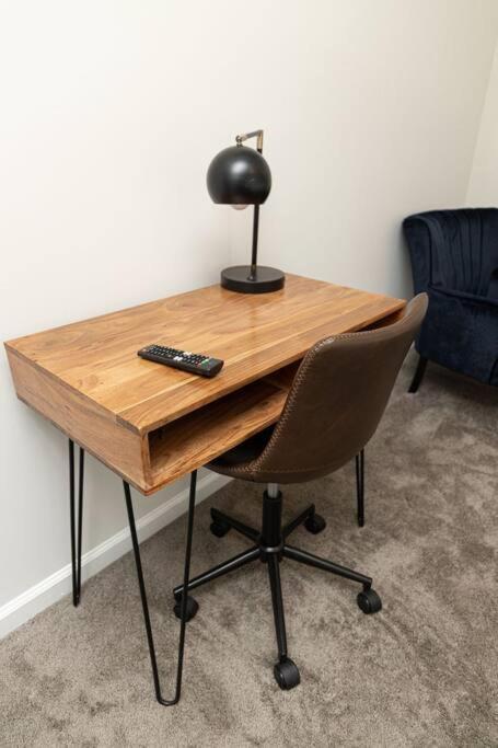 New Spacious 3 Bedroom Suite Garage Parking Free Wi-Fi Office Space And Patio View Duluth Exterior foto